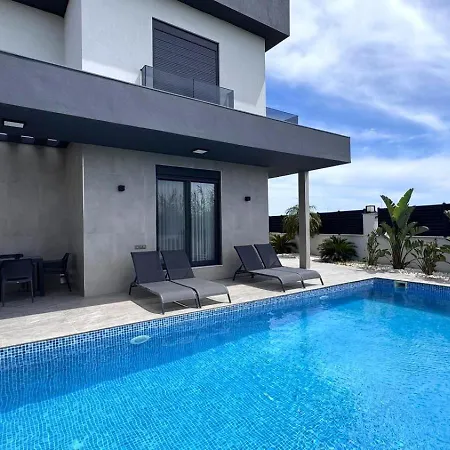 Villa For 8 People With Private Pool In Manavgat Sorgun